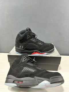 Jordan Air Jordan 5 Retro Sneakers Black and Red