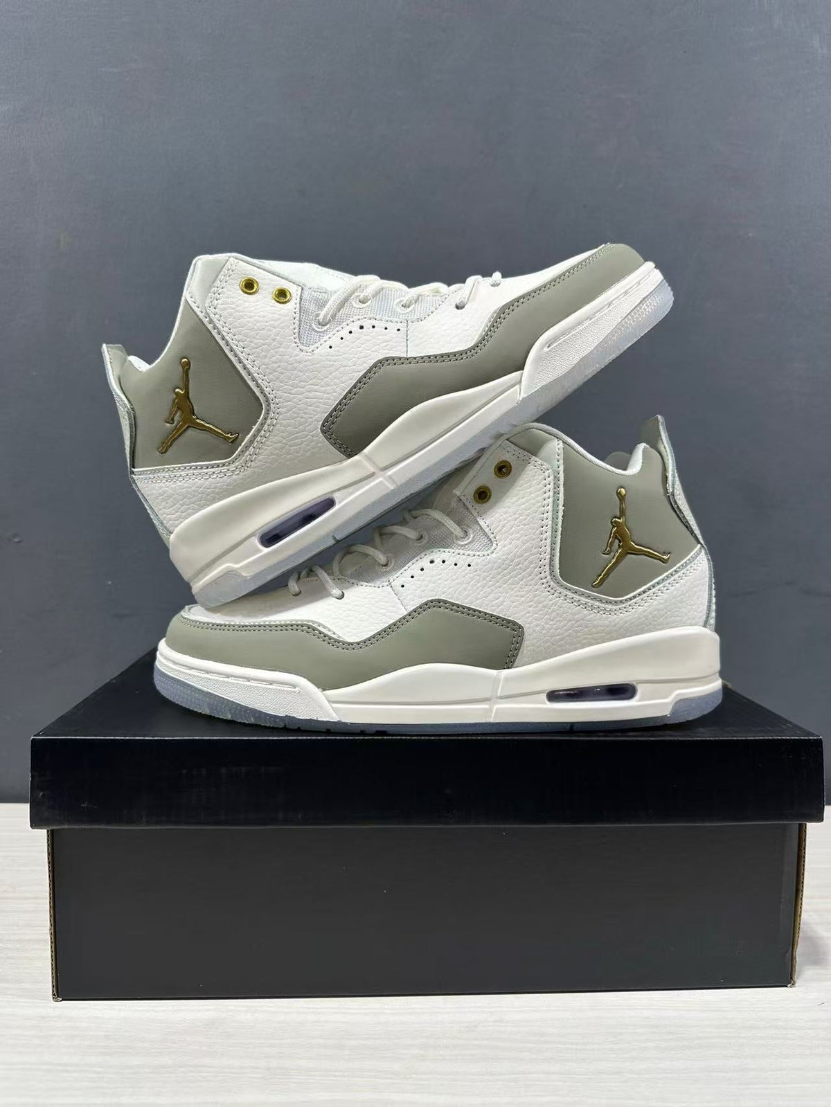Jordan Courtside 23 High-Top Sneakers Off-White/Tan IQ9783-171
