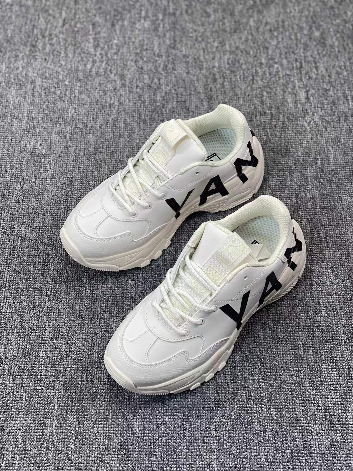 White Chunky Low-Top Sneakers with Black Side Graphics
