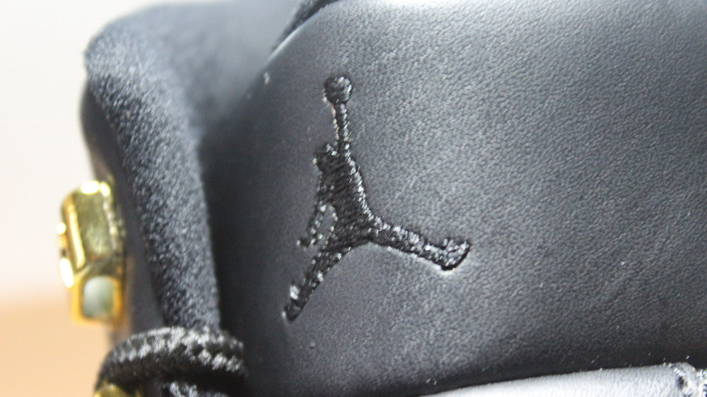 Jordan Air Jordan 12 Wings Black White Gold Sneakers 848692-033