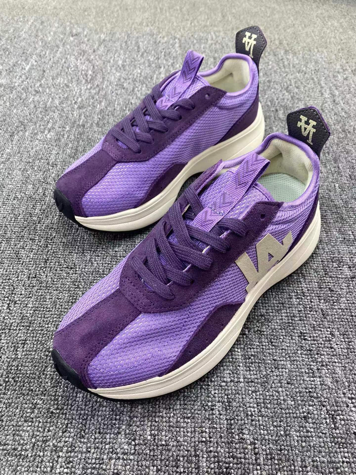 MLB Chunky Low-Top Sneakers in White